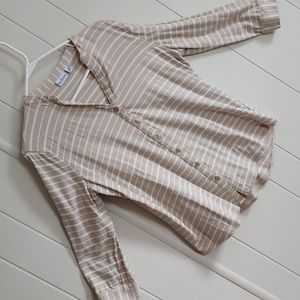 Cute Kim Roger's Top